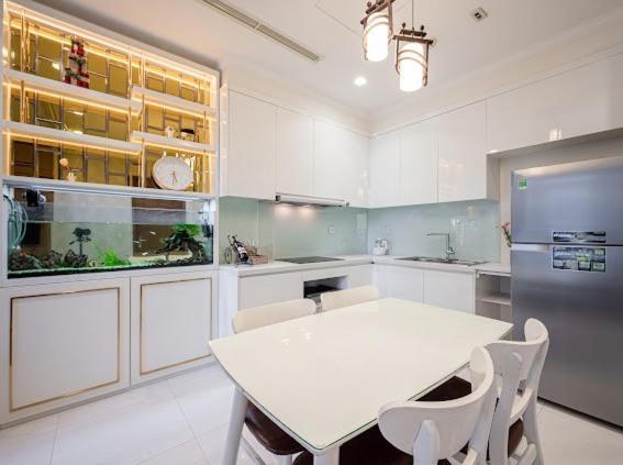 Enay Apartment - Vinhomes Central Park - Landmark Ho Chi Minh-byen Eksteriør bilde